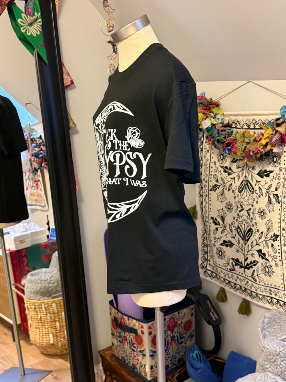 Black Graphic Tee with Crescent Moon "Back to the Gypsy" - Picture 3 of 6